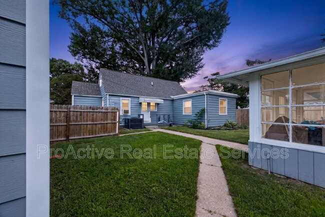 Building Photo - 769 Burksdale Rd