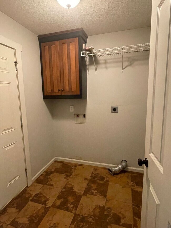 Building Photo - Beautiful 3BD/2B home for Rent!!