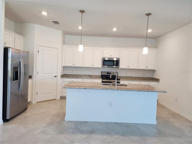Building Photo - 14632 Palamos Cir