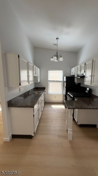 Building Photo - 1714 Spruce Hills Dr