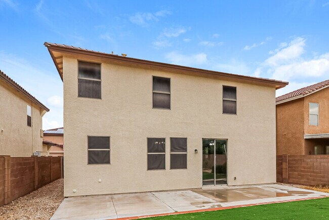 Building Photo - 11811 W Foothill Dr