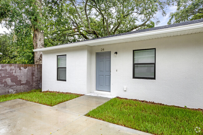 Building Photo - 101 Lake Hunter Dr