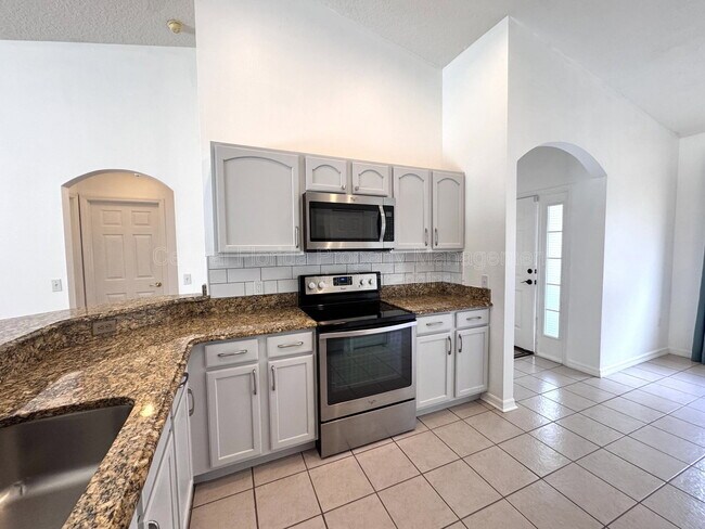 Building Photo - 205 Paradise Woods Pl