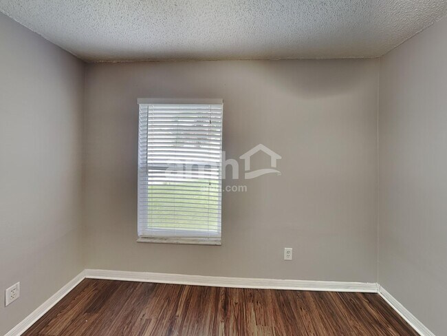 Building Photo - 139 N Cervidae Dr