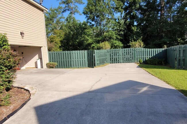 Building Photo - Available Now!