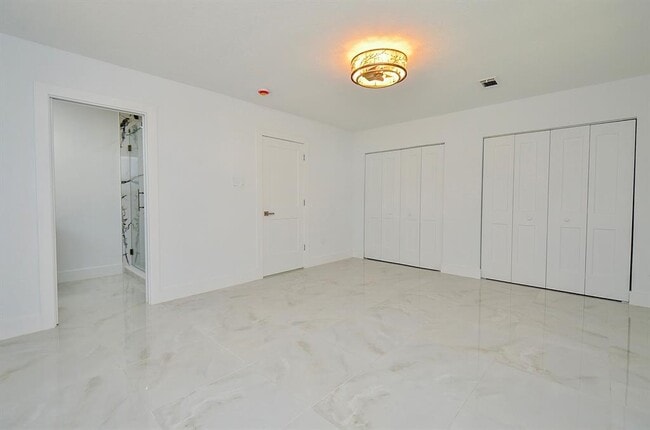 Building Photo - 6107 Kuldell Dr
