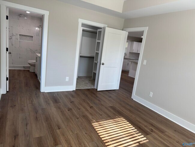 Building Photo - 2714 Winchester Rd NW