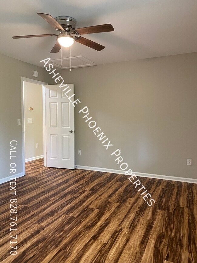 Building Photo - 456 Reems Creek Rd