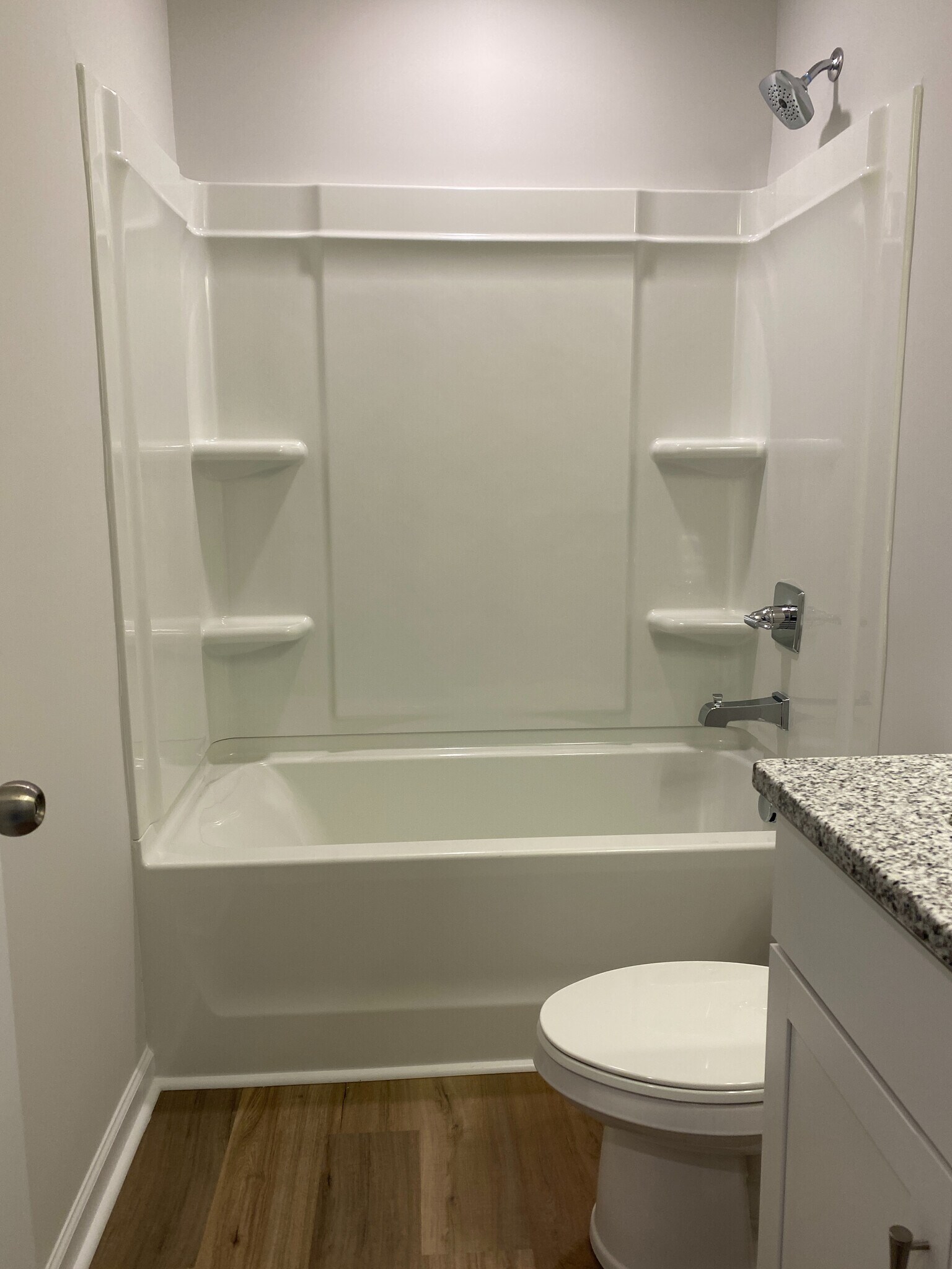 Building Photo - Room in Townhome on Statesville Ave