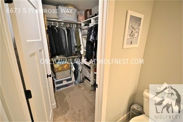 Building Photo - No Deposit Option! Ravishing 3 Bedroom Tay...