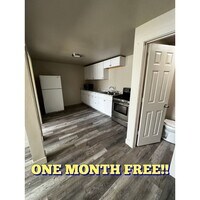 Building Photo - 500 S Main St