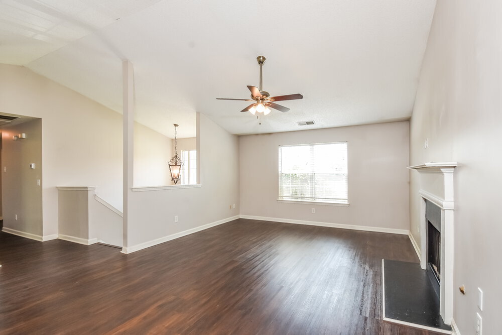 Building Photo - 3105 Brookfield Dr SW