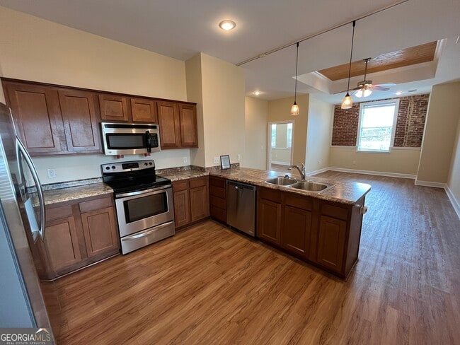 Building Photo - 55 E Main St