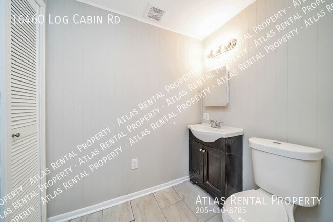 Building Photo - 16460 Log Cabin Rd