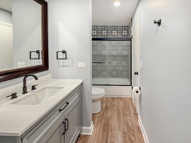 Building Photo - 213 Lafayette St