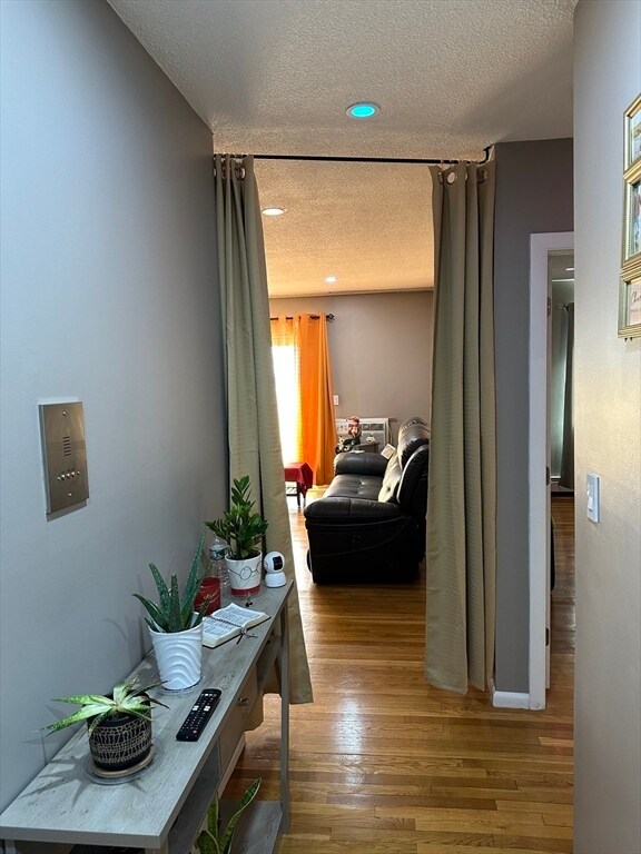 Building Photo - 114 Nahant St