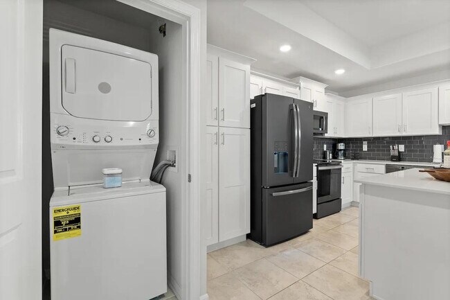 Building Photo - 3121 Paradox Cir