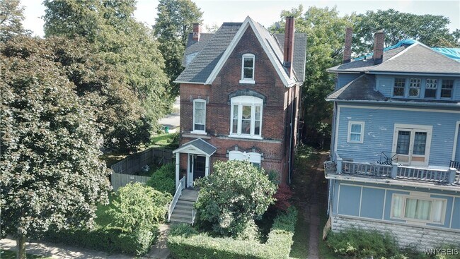 Primary Photo - 54 Normal St