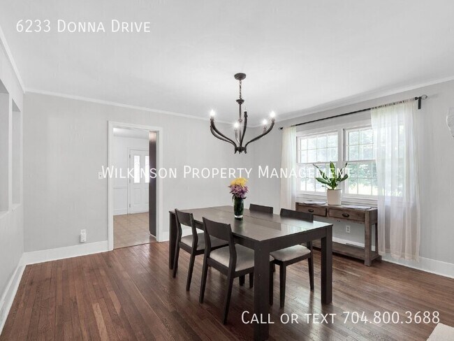 Building Photo - 6233 Donna Dr