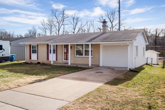 Building Photo - 12010 Glenpark Dr