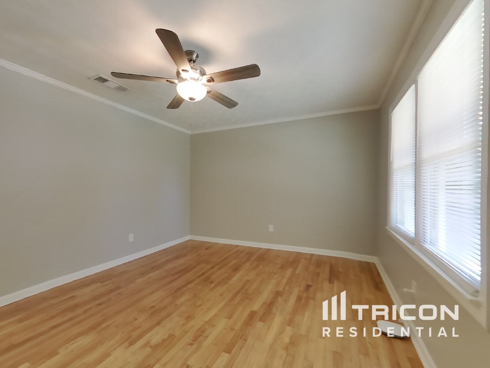 Building Photo - 7179 Carolyn Cir