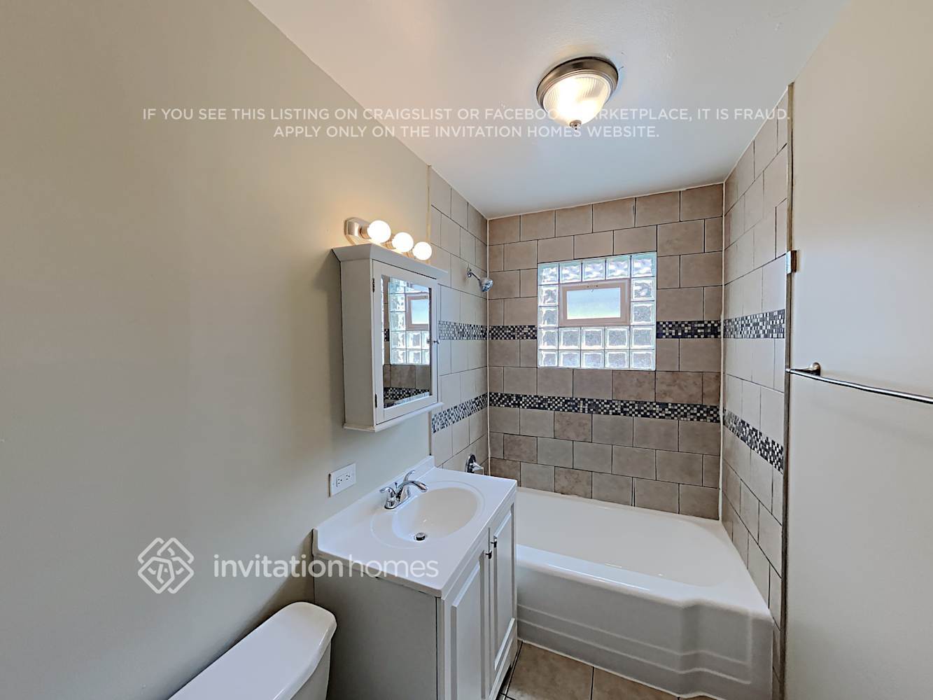 Building Photo - 9243 S 49th Ct