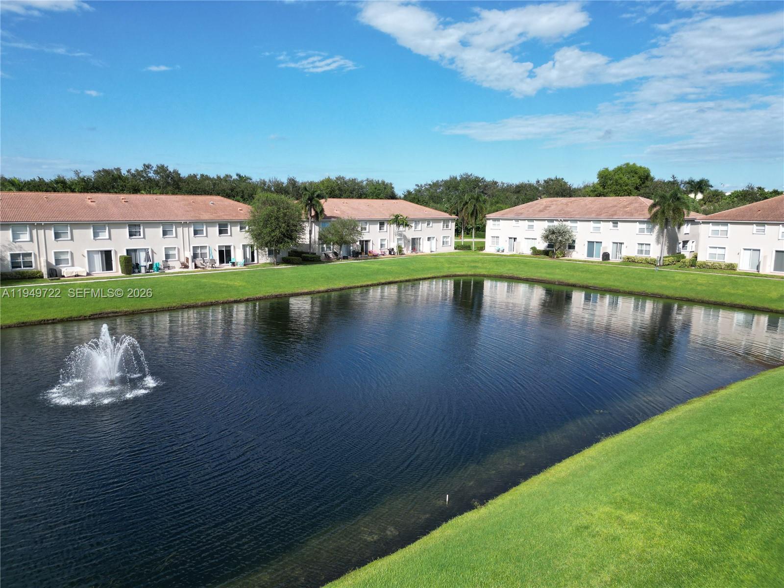 Building Photo - 16122 Poppyseed Cir