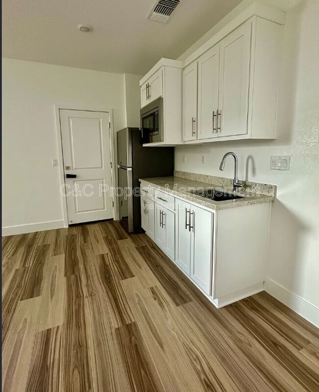 Building Photo - 2782 Old Larks Ln