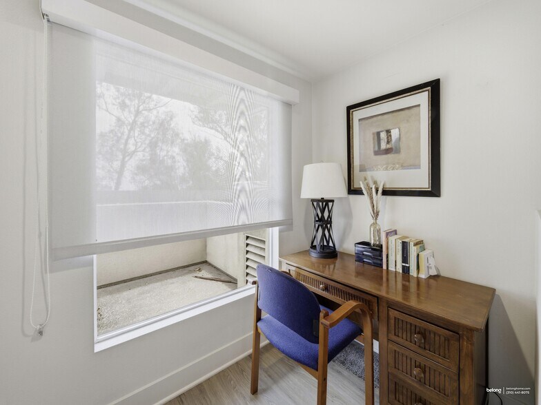 Building Photo - 2111 N Cahuenga Blvd