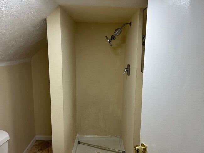 Building Photo - 2681 E 126th St