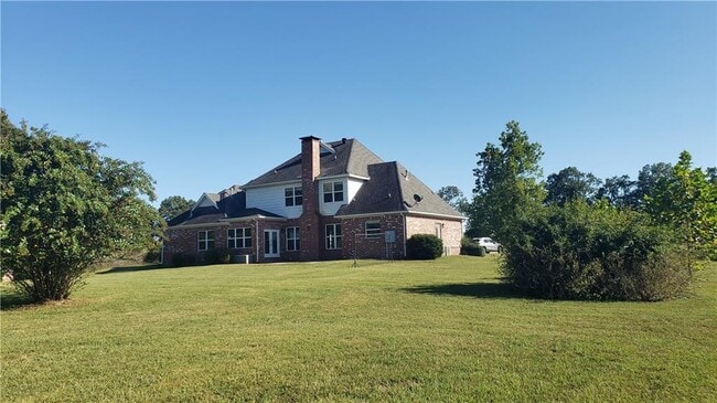 Building Photo - 17803 Campbell Ln