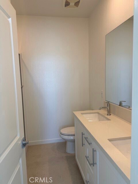 Building Photo - 1406 E Via Acero
