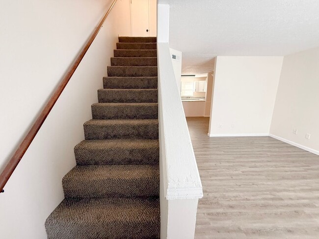 Building Photo - 1840 Woodland Ave