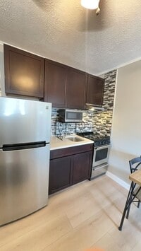 Building Photo - University Towers- FURNISHED 1bd/1ba Apartment #611 Available for Fall 2025!