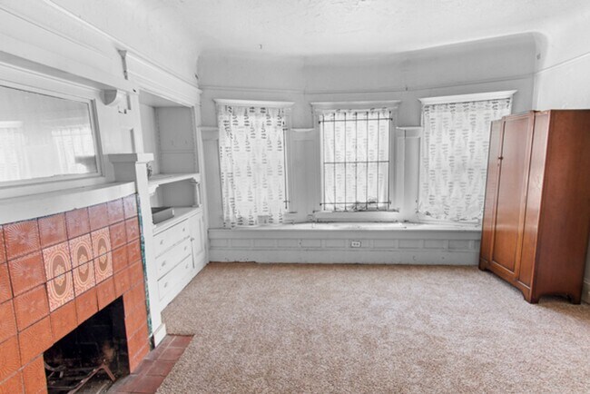 Building Photo - 44thbl