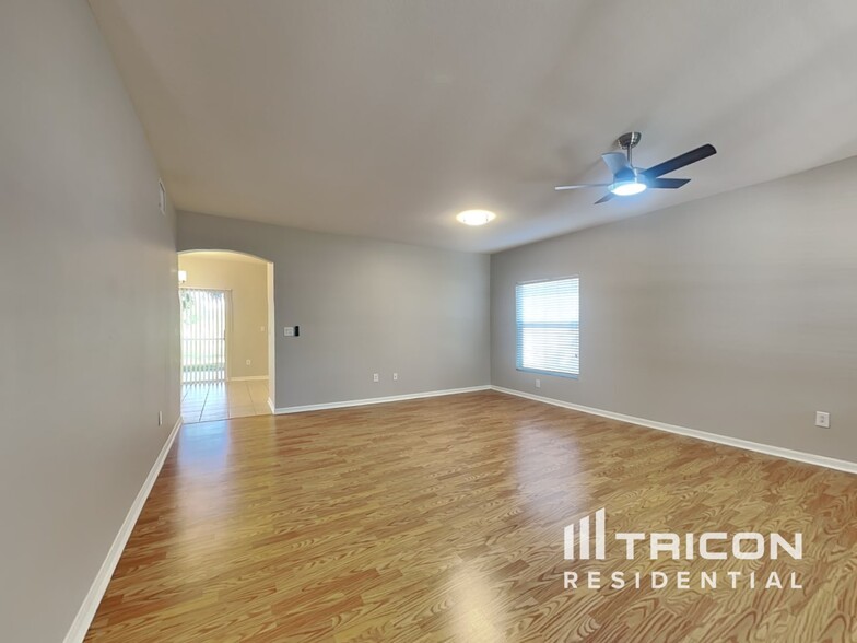 Building Photo - 10834 Newbridge Dr