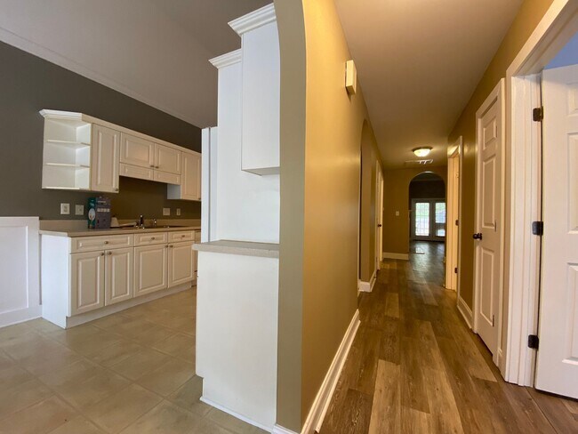 Building Photo - Home for rent in Hoover!!! View with 48 Hours Notice!