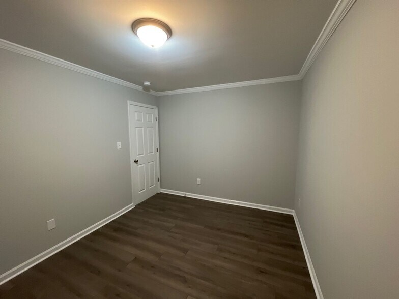 Building Photo - 3606 Meriwether Dr