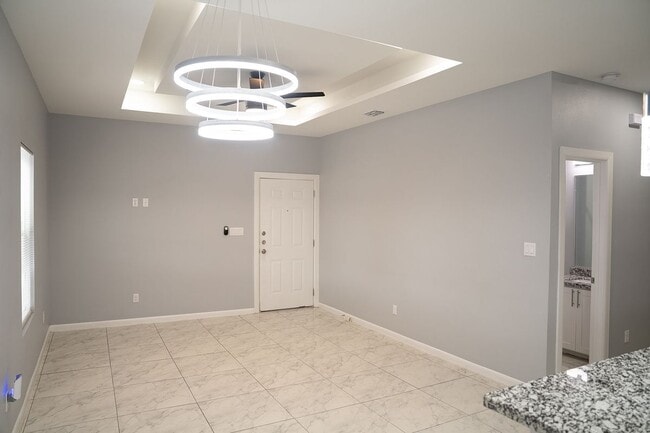 Building Photo - 1019 N Blair Ave