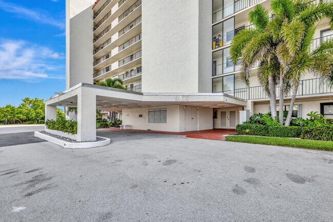 Building Photo - 9400 S Ocean Dr
