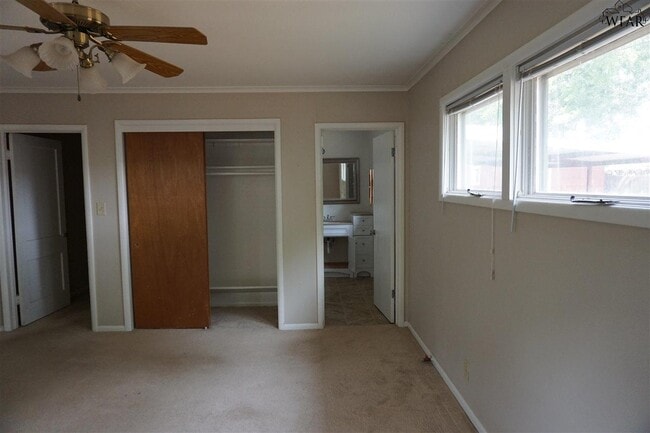 Building Photo - 1606 Bland St