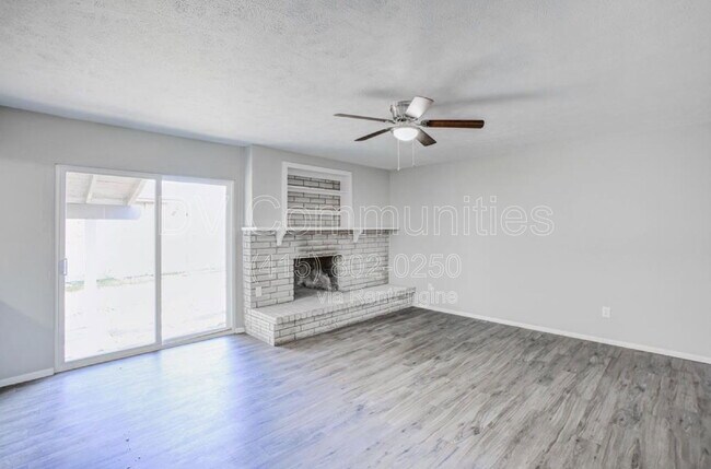 Building Photo - 5806 Evening Shadows Ln