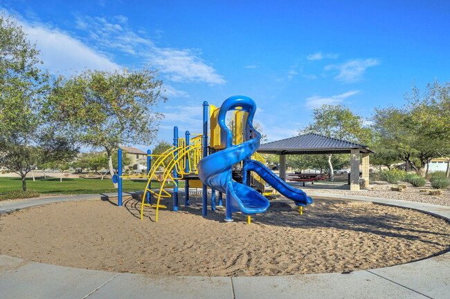 Building Photo - 7636 W Quail Track Dr