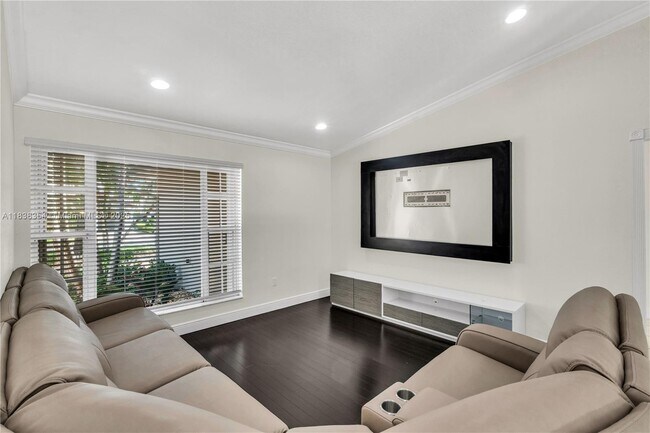 Building Photo - 8482 NW 166th Terrace