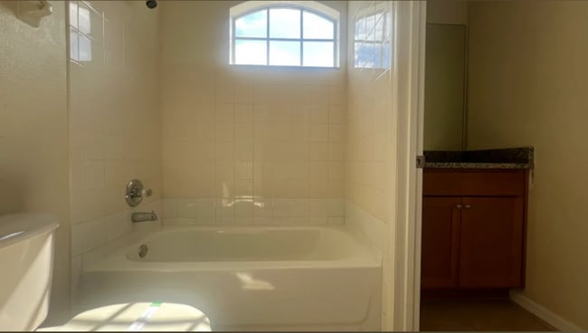 Building Photo - 581 Herring Gull Ct