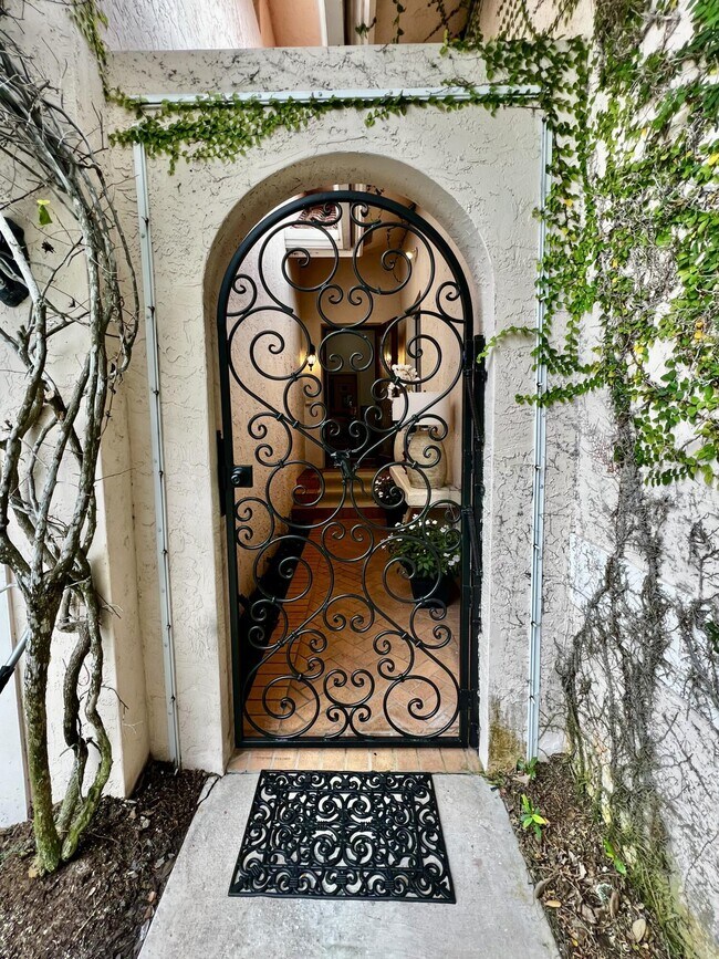 Building Photo - 2050 Windsock Way