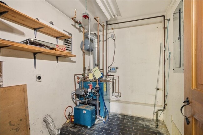 Building Photo - 46 Simmons Rd