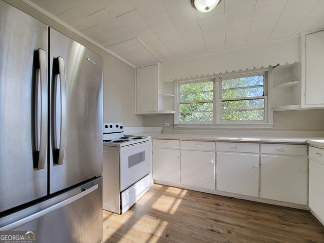 Building Photo - 34 E New St