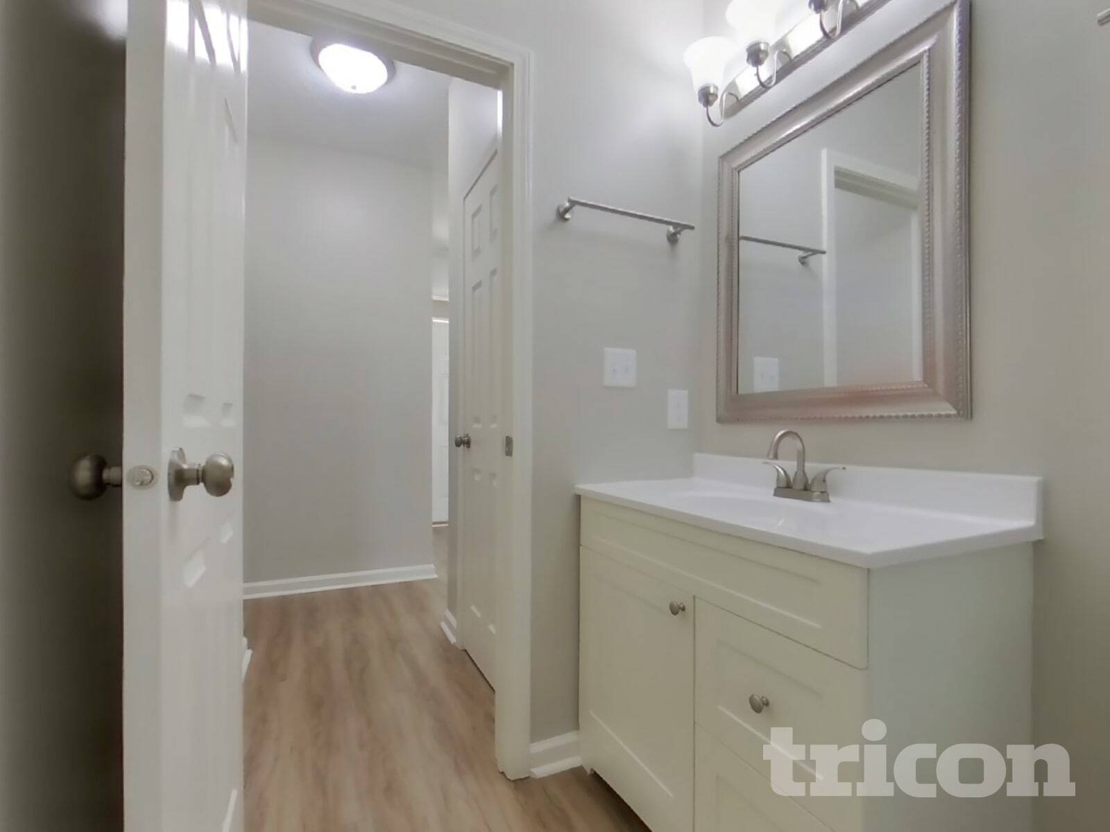 Building Photo - 8140 Elsen Ridge