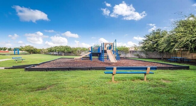 Building Photo - 3808 Ignacio Dr